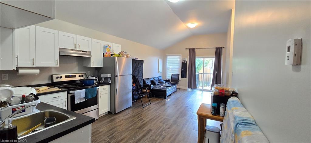 261 Cairn Street, London, ON - Indoor Photo Showing Kitchen