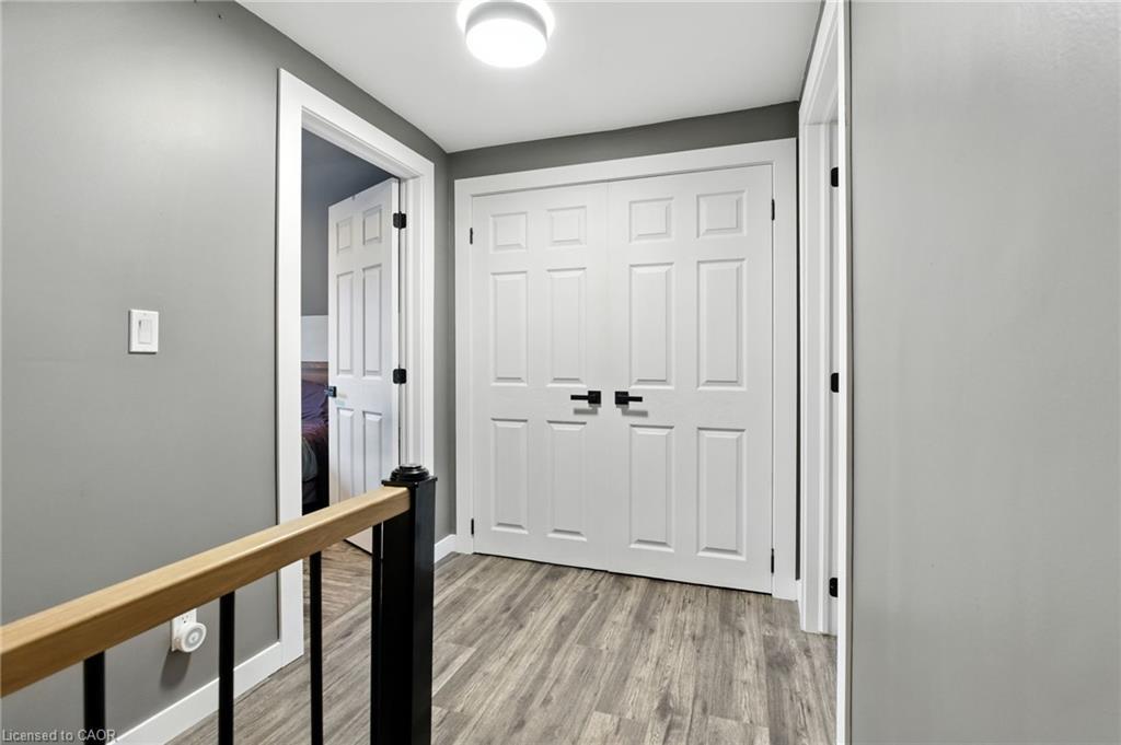 85 Crosthwaite Avenue N, Hamilton, ON - Indoor Photo Showing Other Room