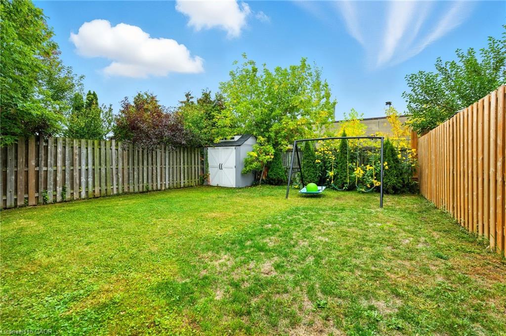 85 Crosthwaite Avenue N, Hamilton, ON - Outdoor With Backyard