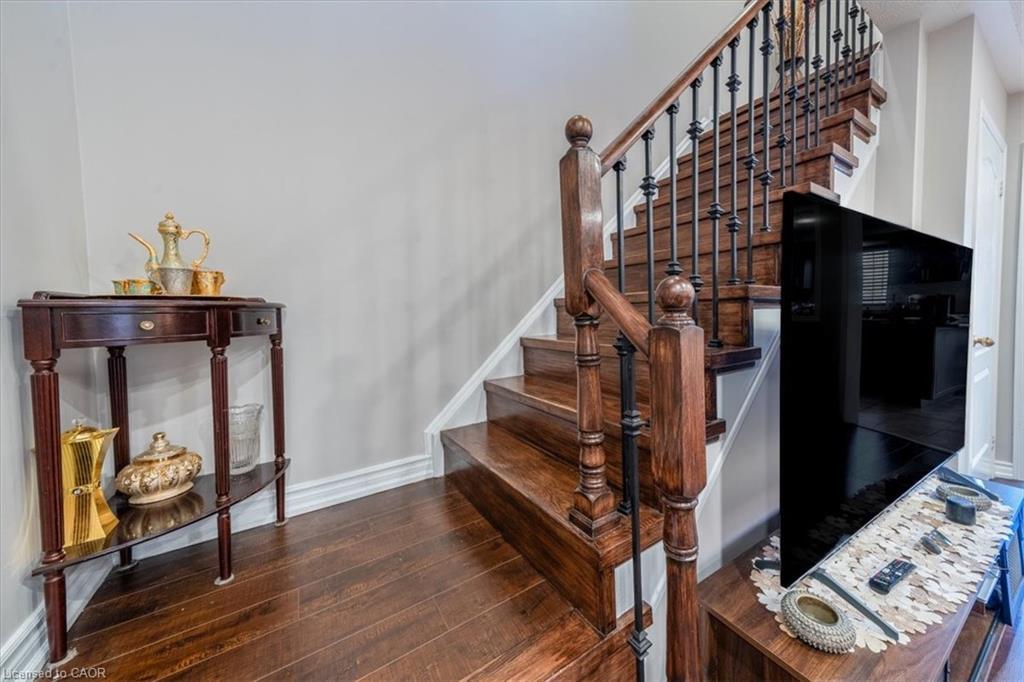 326 Albright Road, Brampton, ON - Indoor Photo Showing Other Room