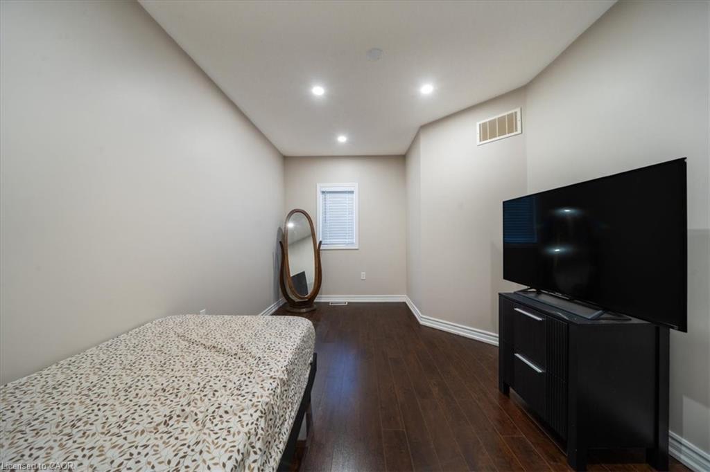 326 Albright Road, Brampton, ON - Indoor