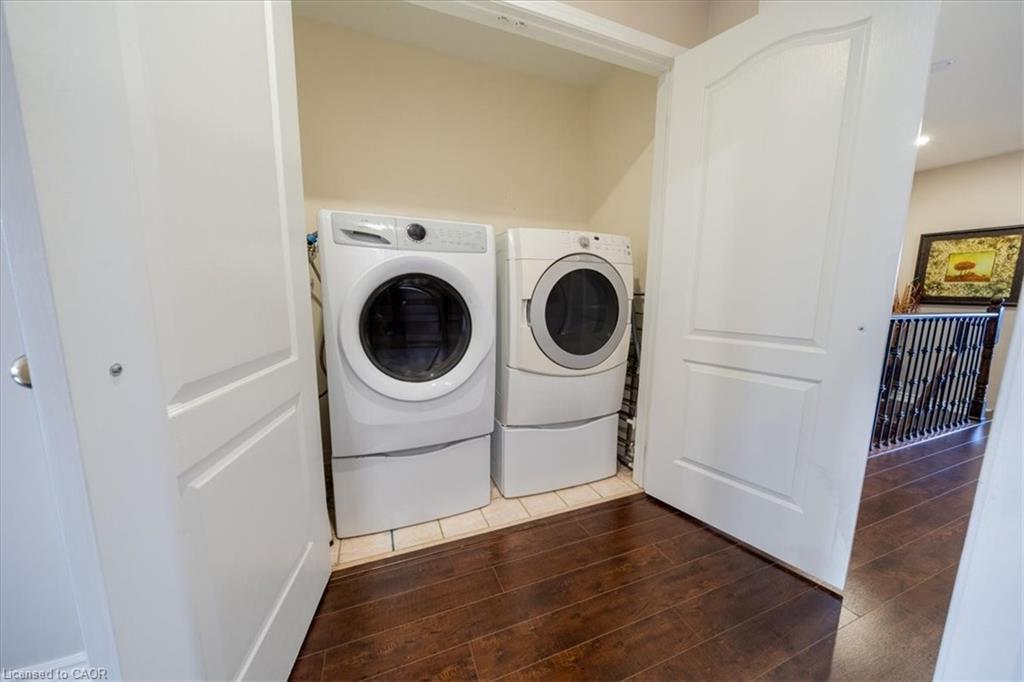 326 Albright Road, Brampton, ON - Indoor Photo Showing Laundry Room