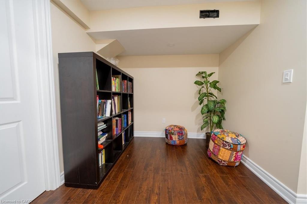 326 Albright Road, Brampton, ON - Indoor Photo Showing Other Room