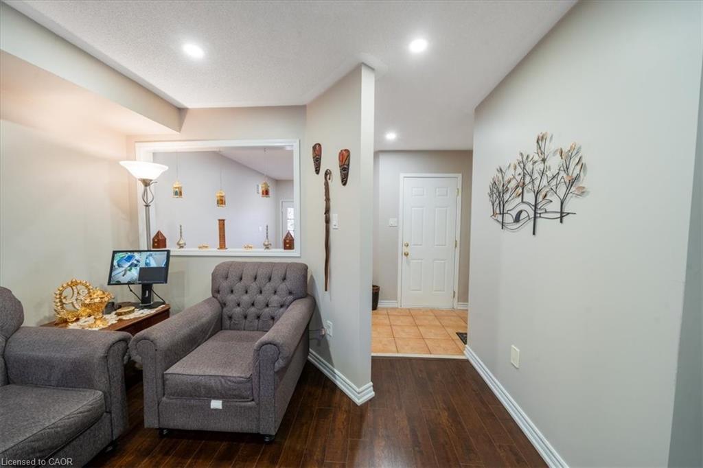 326 Albright Road, Brampton, ON - Indoor