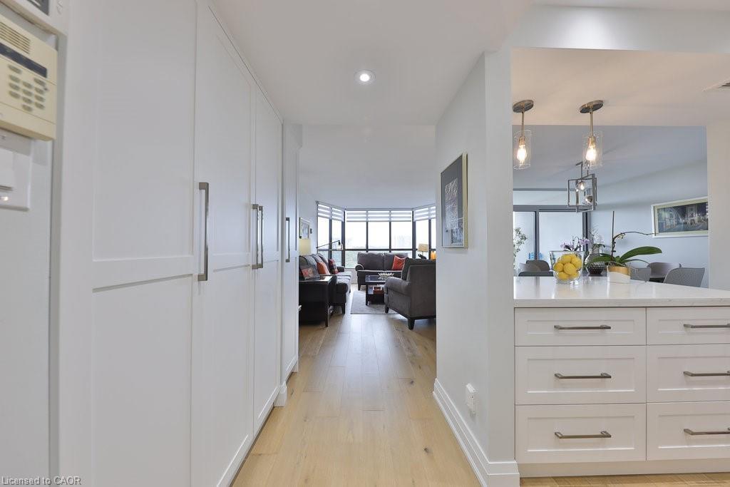 606-1333 Bloor Street, Mississauga, ON - Indoor Photo Showing Other Room