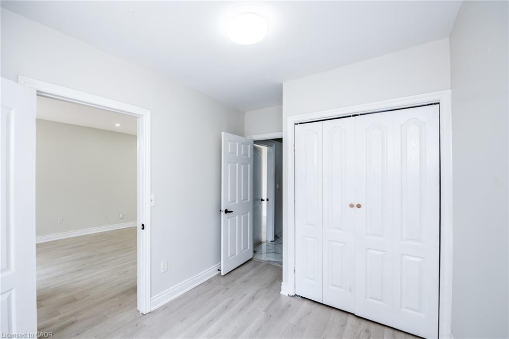 143 Glendale Avenue N, Hamilton, ON - Indoor