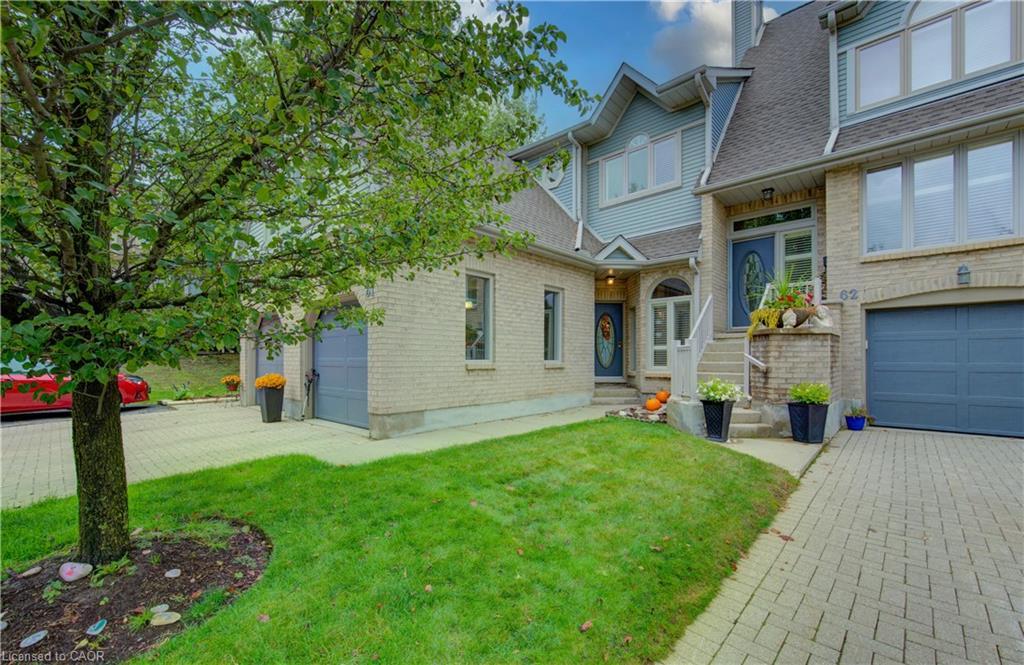 61-225 Benjamin Road, Waterloo, ON - Outdoor