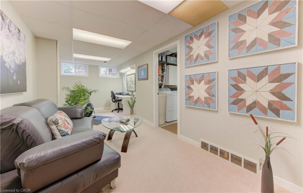 61-225 Benjamin Road, Waterloo, ON - Indoor