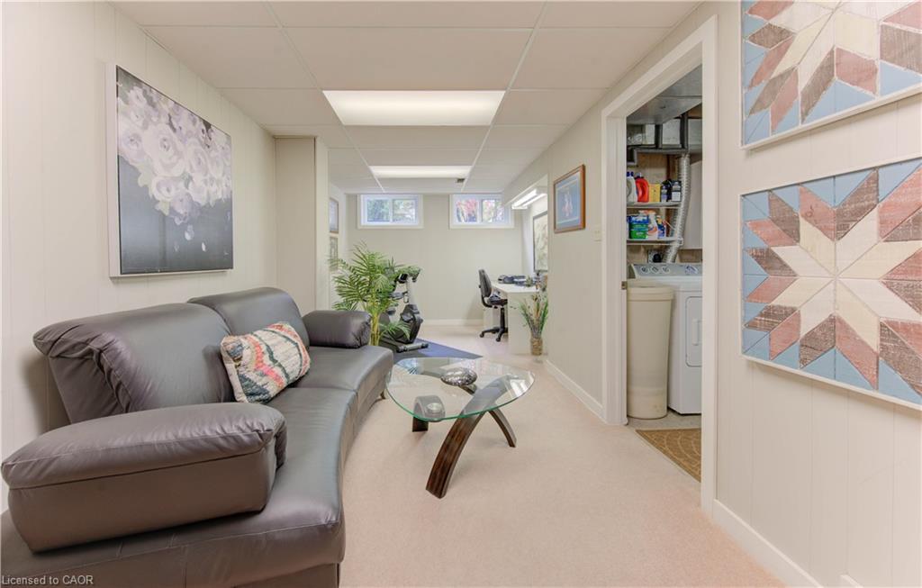 61-225 Benjamin Road, Waterloo, ON - Indoor