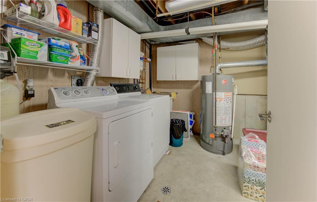 61-225 Benjamin Road, Waterloo, ON - Indoor Photo Showing Laundry Room