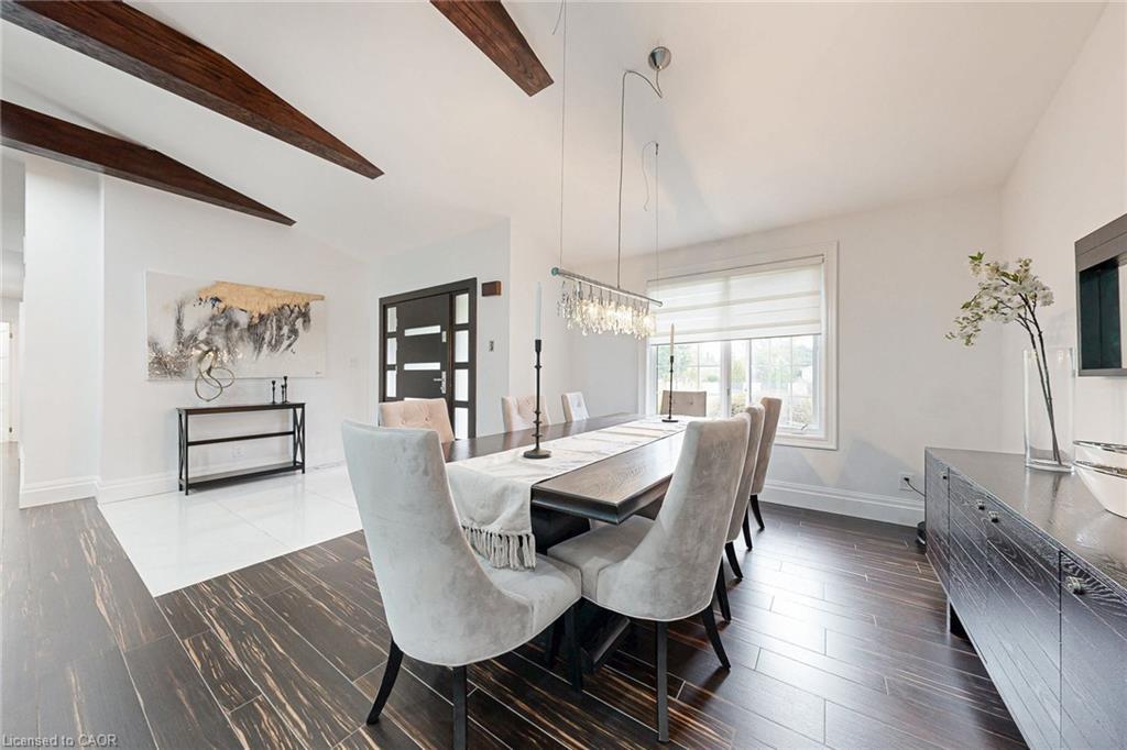 13127 27 Side Road, Halton Hills, ON - Indoor Photo Showing Dining Room