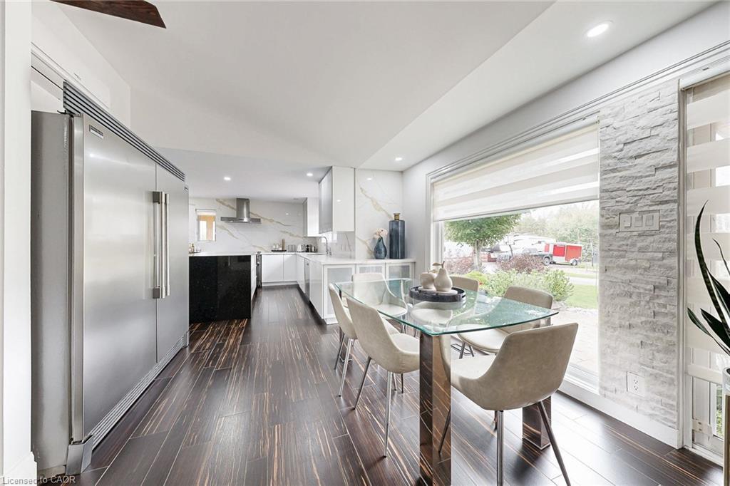 13127 27 Side Road, Halton Hills, ON - Indoor Photo Showing Dining Room
