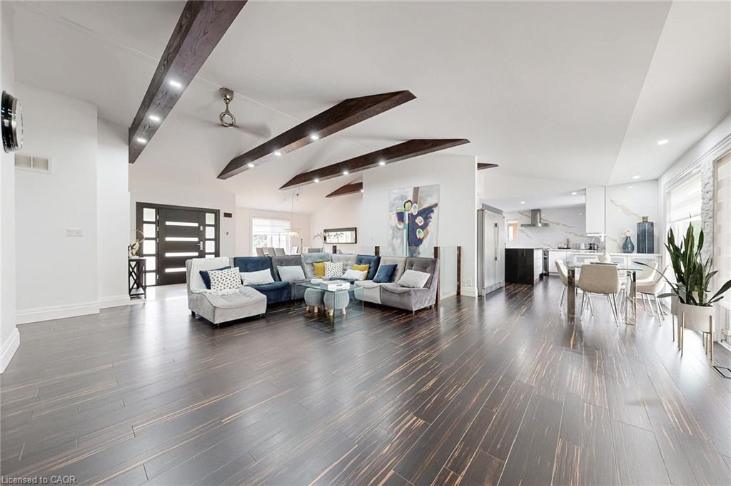 13127 27 Side Road, Halton Hills, ON - Indoor Photo Showing Other Room