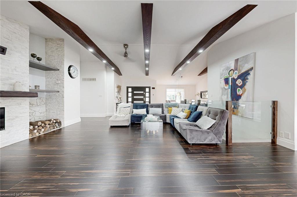 13127 27 Side Road, Halton Hills, ON - Indoor Photo Showing Living Room With Fireplace