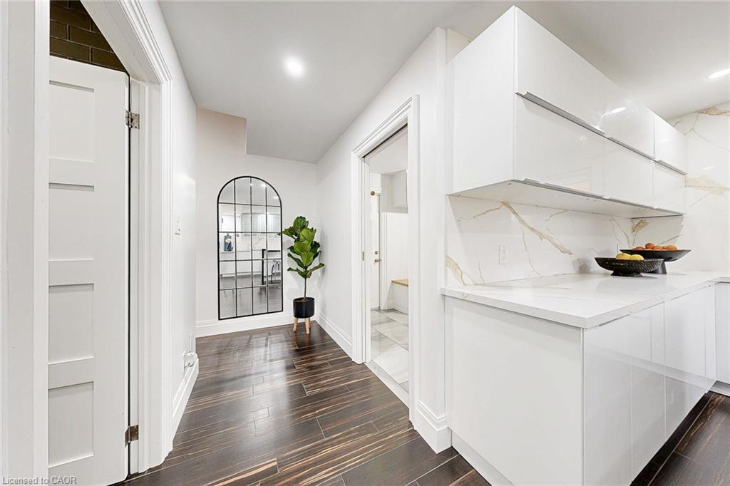 13127 27 Side Road, Halton Hills, ON - Indoor Photo Showing Other Room