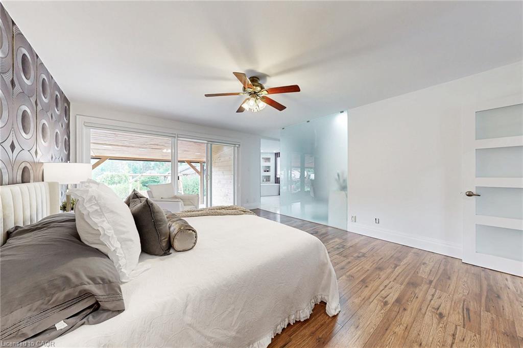 13127 27 Side Road, Halton Hills, ON - Indoor Photo Showing Bedroom