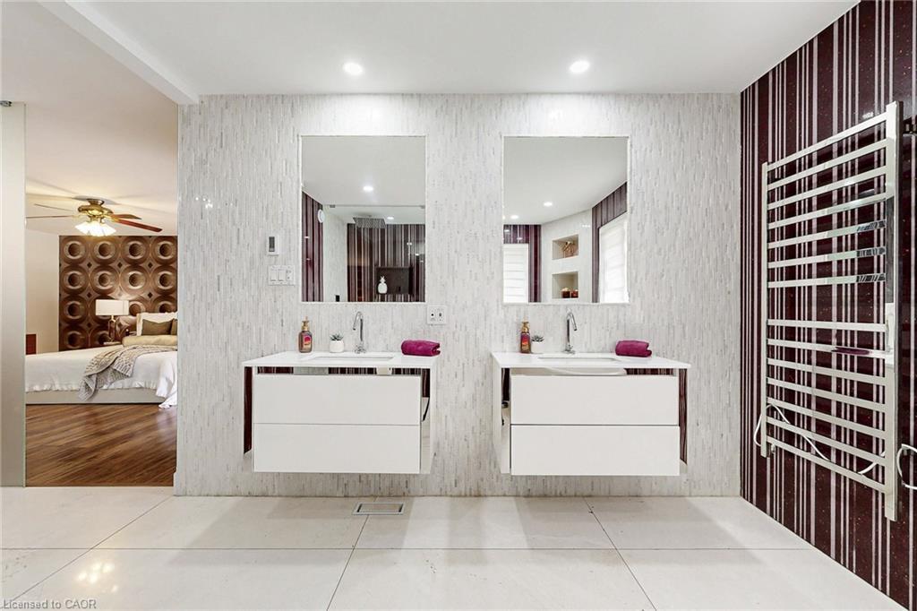 13127 27 Side Road, Halton Hills, ON - Indoor Photo Showing Other Room