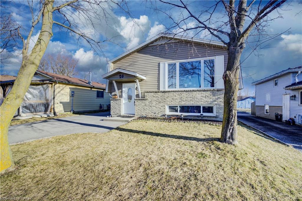 26 Cluthe Crescent, Kitchener, ON - Outdoor