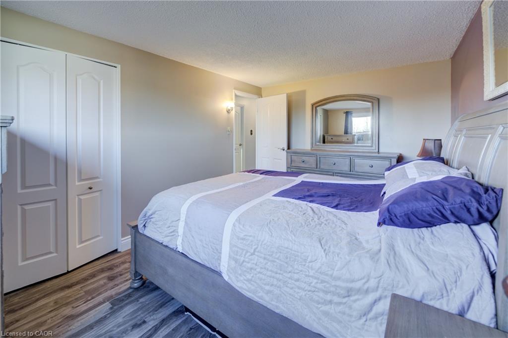 26 Cluthe Crescent, Kitchener, ON - Indoor Photo Showing Bedroom