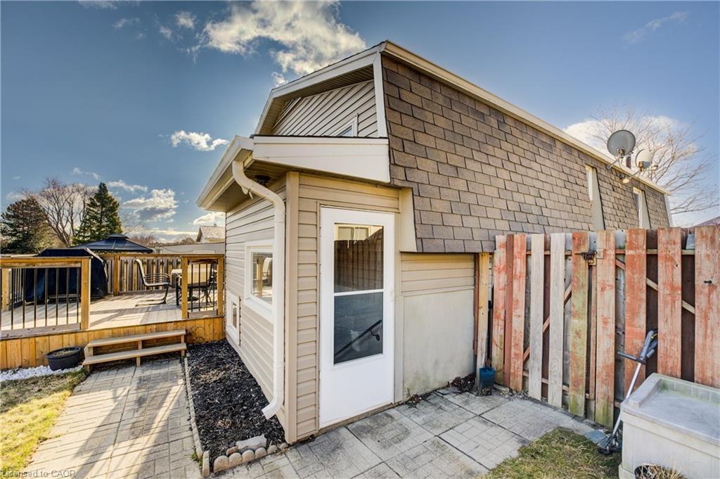 26 Cluthe Crescent, Kitchener, ON - Outdoor With Exterior