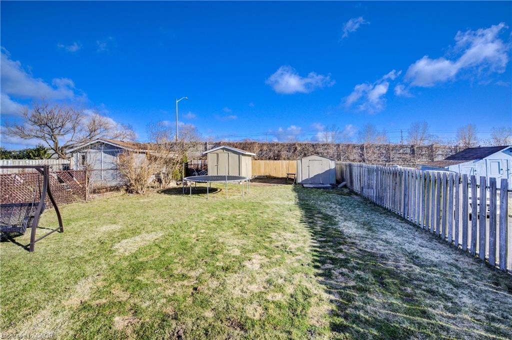 26 Cluthe Crescent, Kitchener, ON - Outdoor