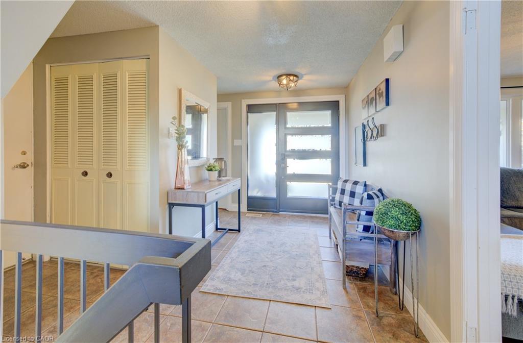 47 Manor Drive, Kitchener, ON - Indoor Photo Showing Other Room