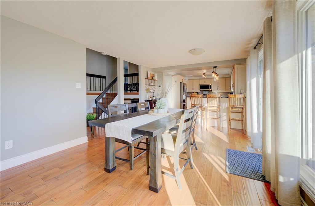 47 Manor Drive, Kitchener, ON - Indoor Photo Showing Dining Room