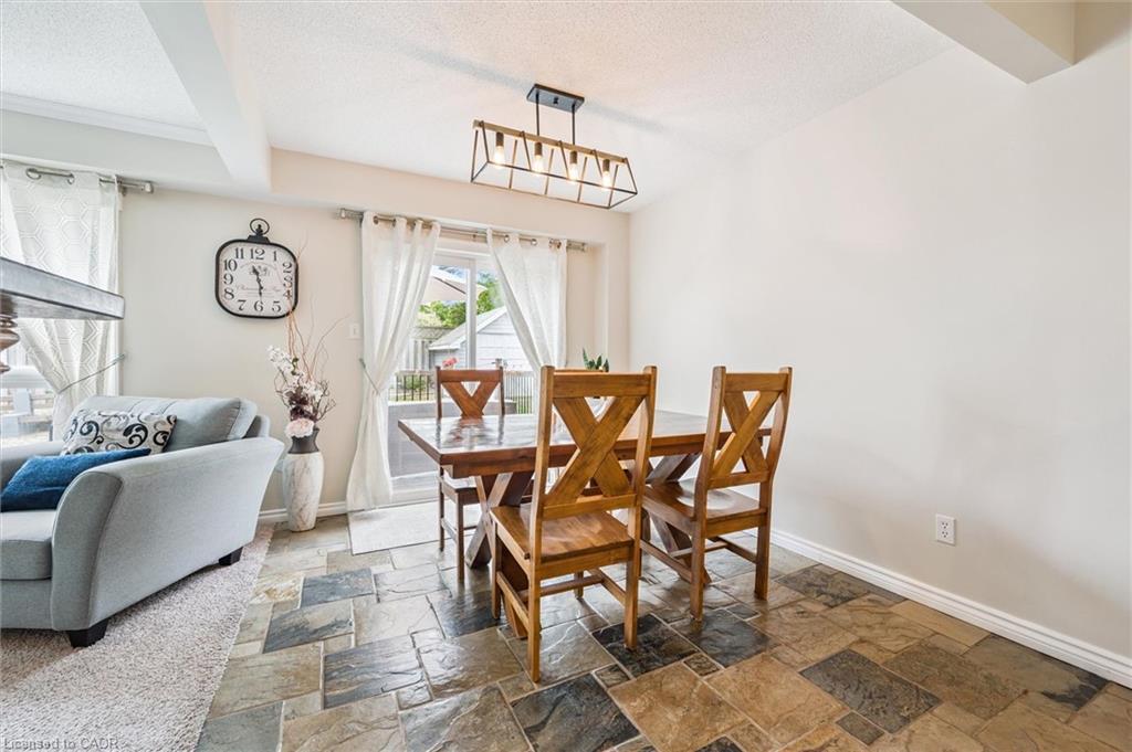 747 Fairway Court, Kitchener, ON - Indoor Photo Showing Other Room