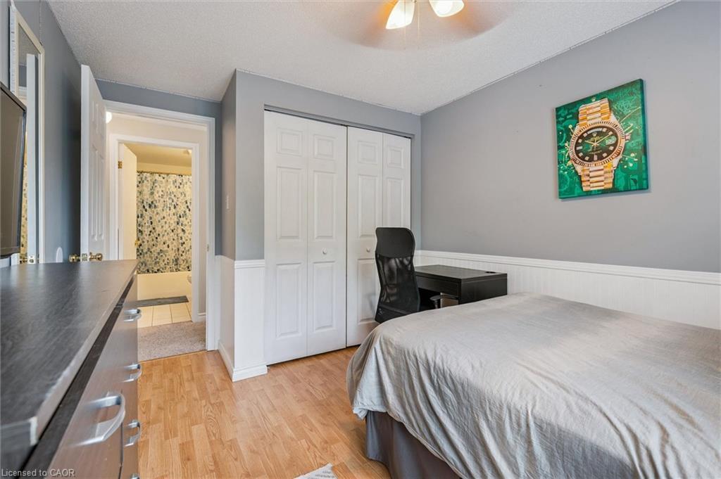 747 Fairway Court, Kitchener, ON - Indoor Photo Showing Bedroom