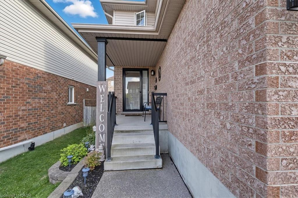 57 Tweedsdale Street, Kitchener, ON - Outdoor