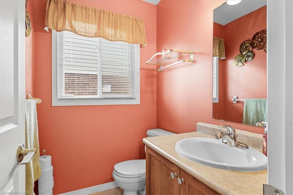 57 Tweedsdale Street, Kitchener, ON - Indoor Photo Showing Bathroom