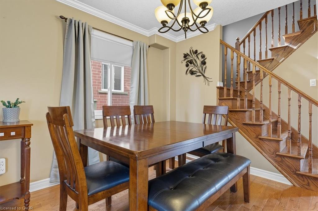 57 Tweedsdale Street, Kitchener, ON - Indoor Photo Showing Dining Room