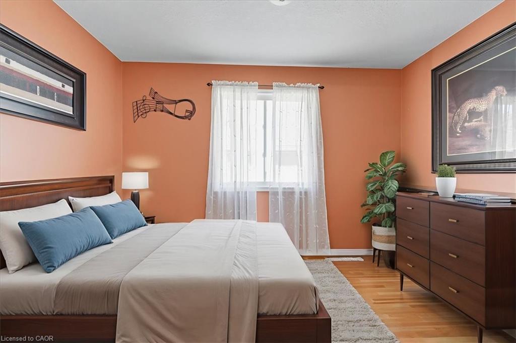 57 Tweedsdale Street, Kitchener, ON - Indoor Photo Showing Bedroom