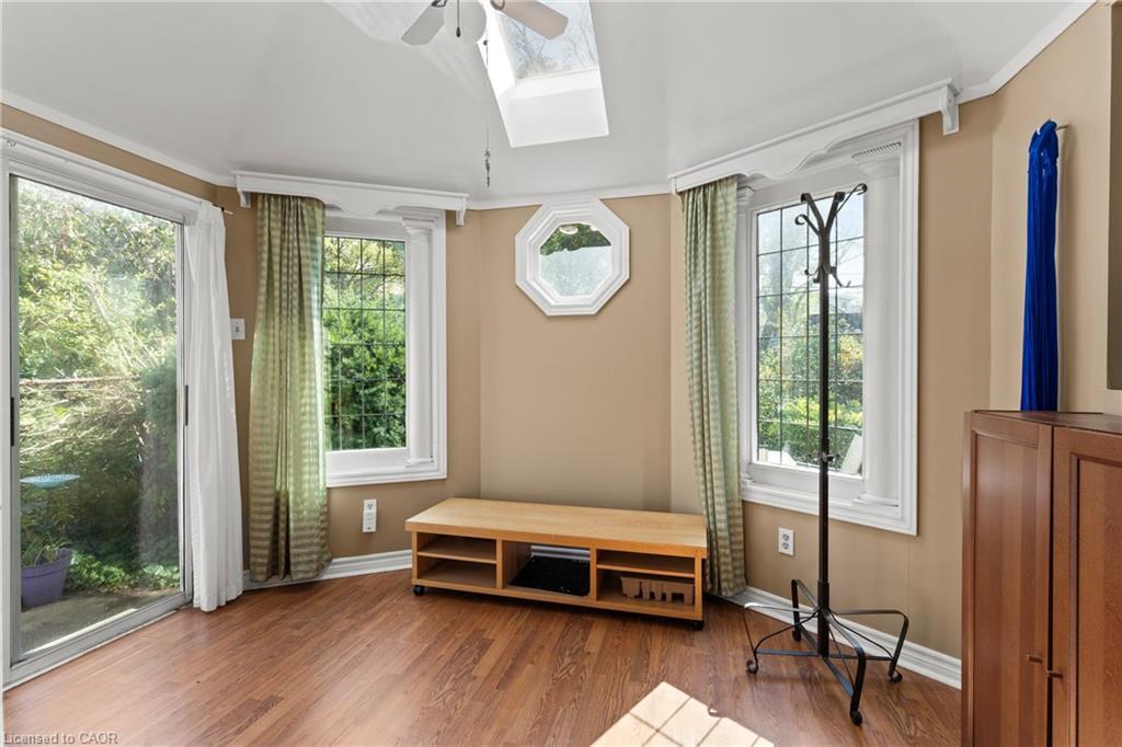 25 Chatham Street, Hamilton, ON - Indoor