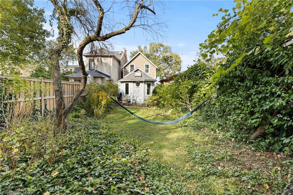 25 Chatham Street, Hamilton, ON - Outdoor