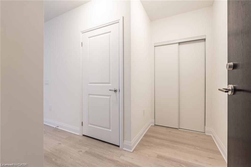 512-1936 Rymal Road E, Hamilton, ON - Indoor Photo Showing Other Room