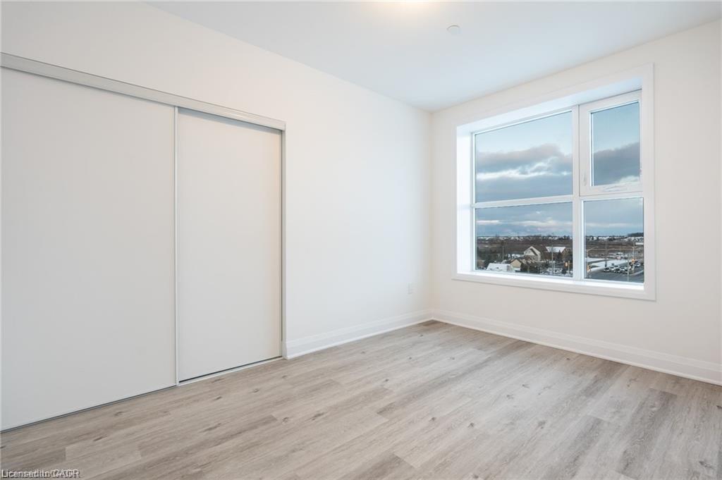 512-1936 Rymal Road E, Hamilton, ON - Indoor Photo Showing Other Room