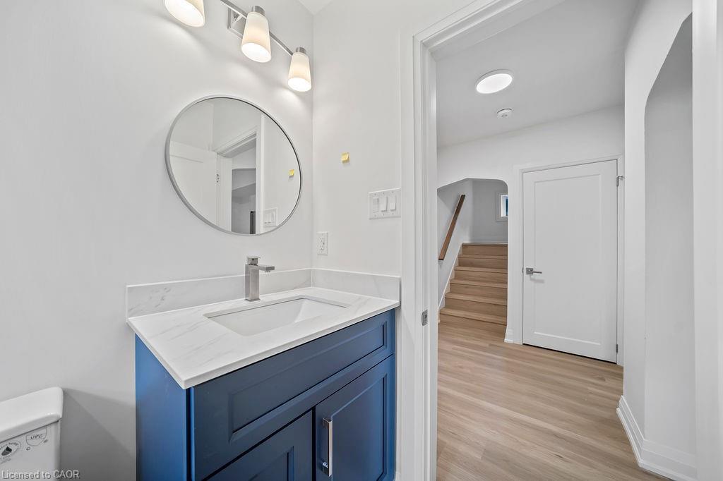 Unit 1-172 East 34Th Street, Hamilton, ON - Indoor Photo Showing Other Room