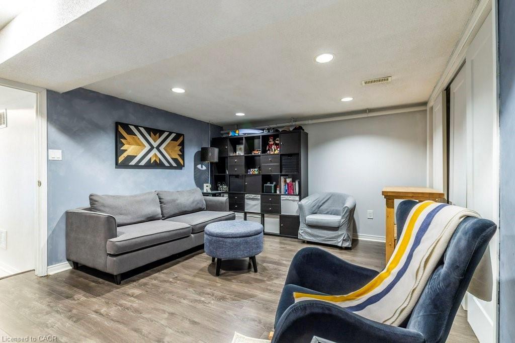 77-26 Moss Boulevard, Hamilton, ON - Indoor