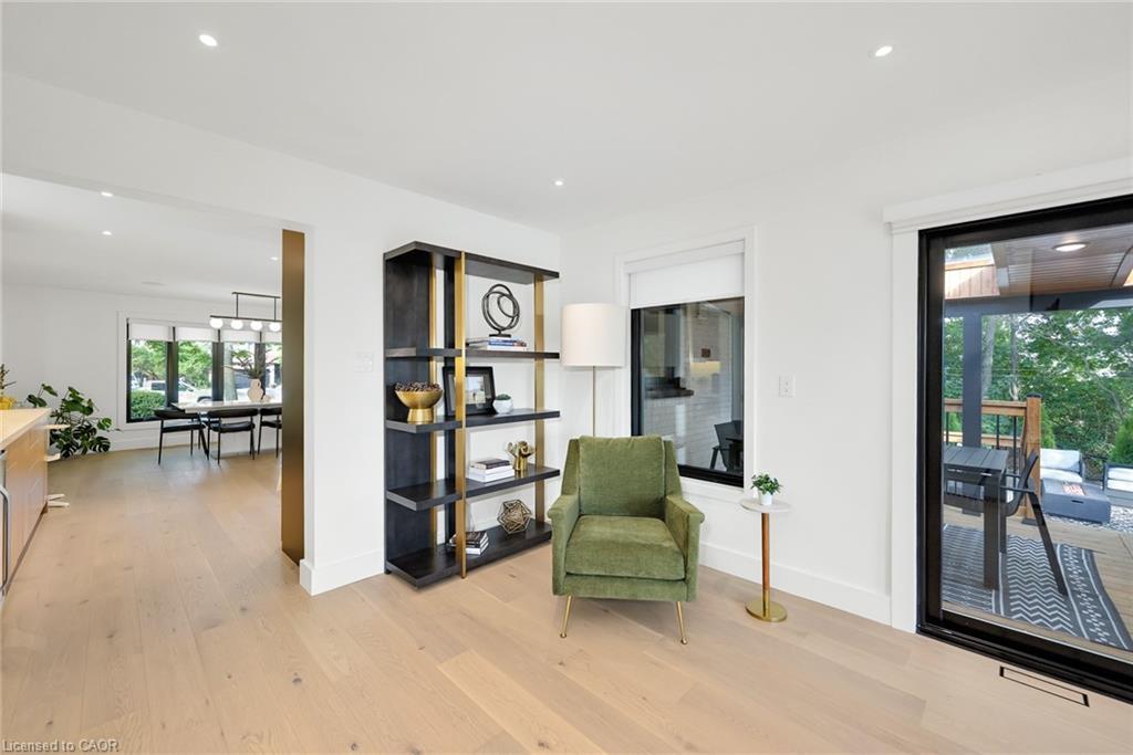 162 Stone Church Road E, Hamilton, ON - Indoor