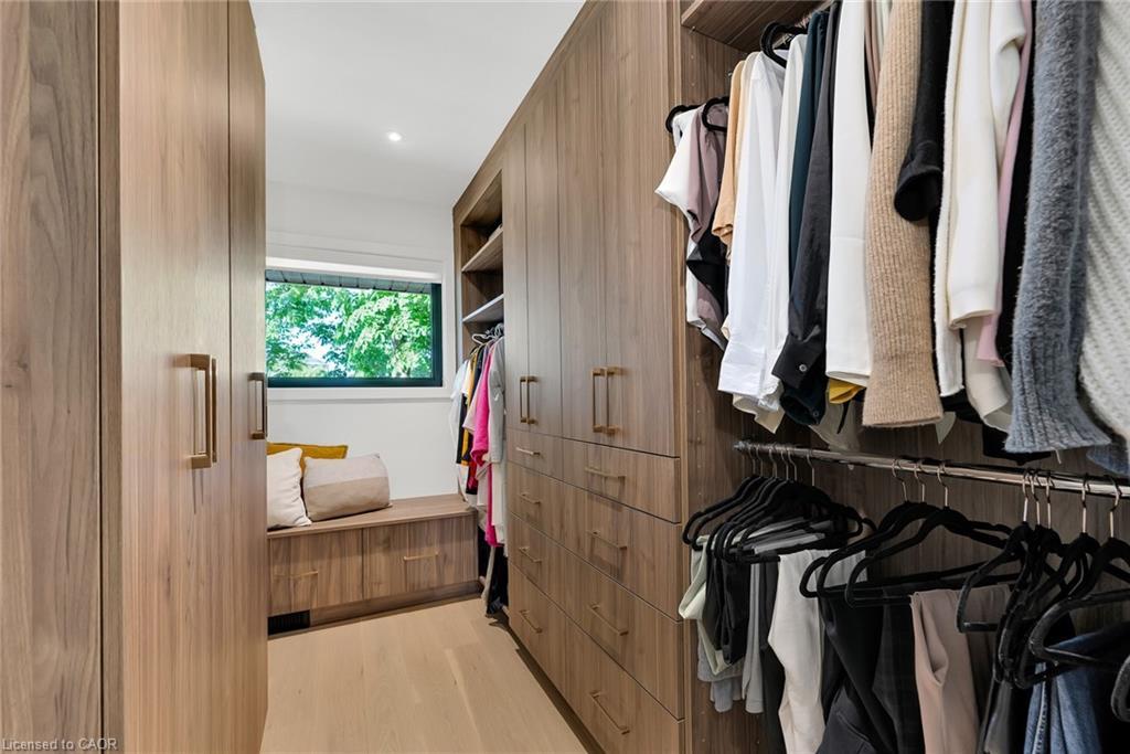 162 Stone Church Road E, Hamilton, ON - Indoor