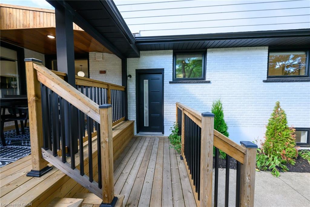 162 Stone Church Road E, Hamilton, ON - Outdoor With Deck Patio Veranda With Exterior