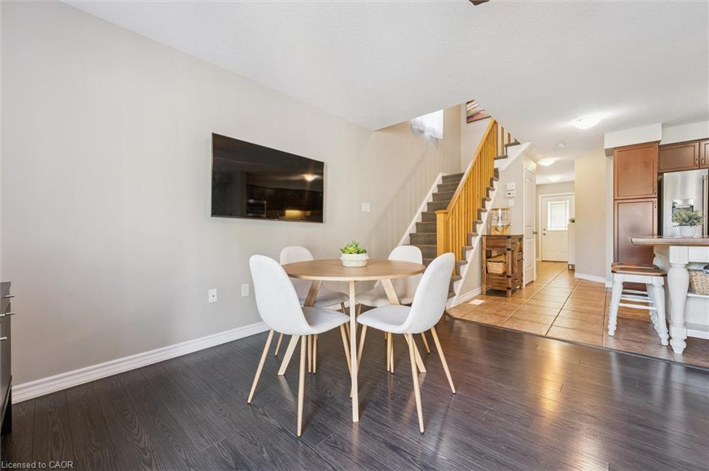 10 Katemore Drive, Guelph, ON - Indoor Photo Showing Dining Room