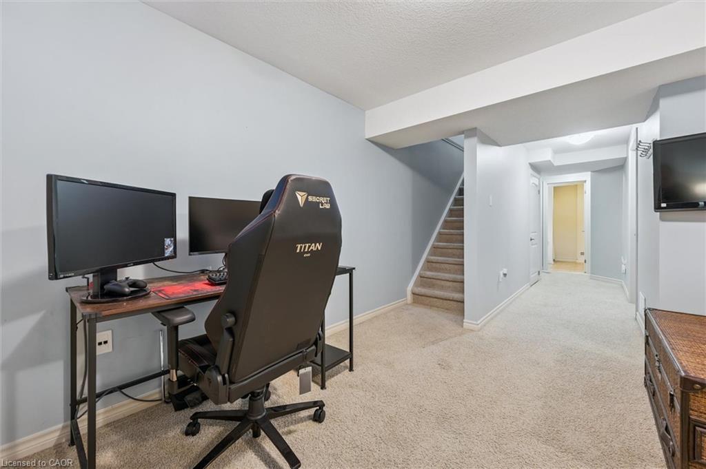 10 Katemore Drive, Guelph, ON - Indoor Photo Showing Office