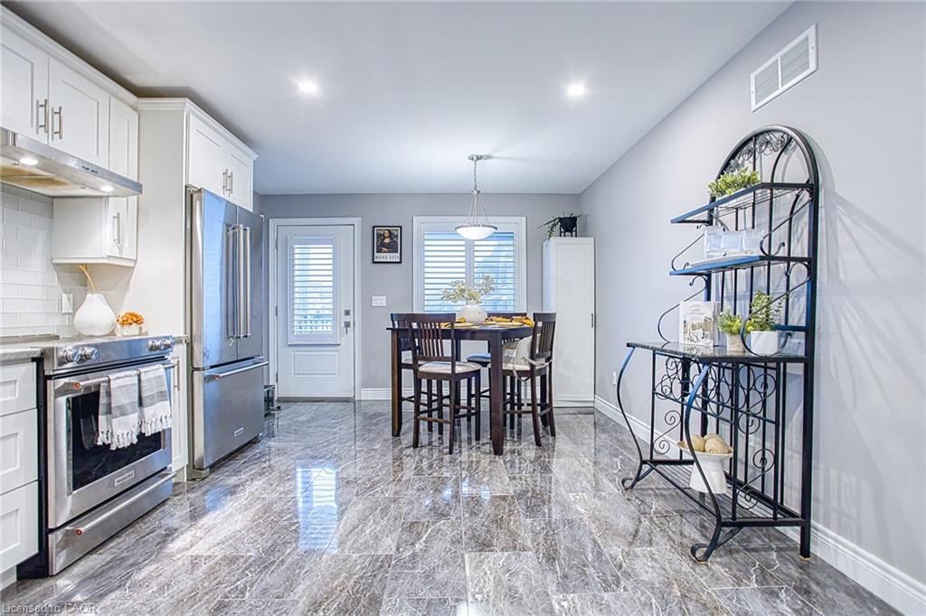 43 Sauer Avenue, Welland, ON - Indoor