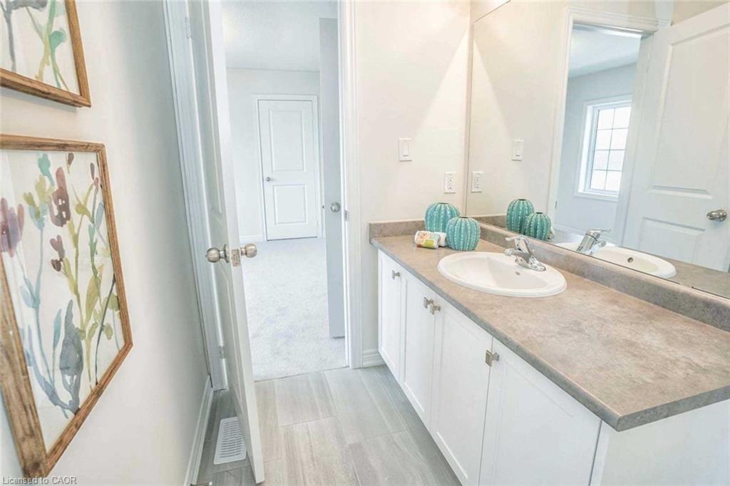 525 Red Elm Road, Shelburne, ON - Indoor Photo Showing Bathroom