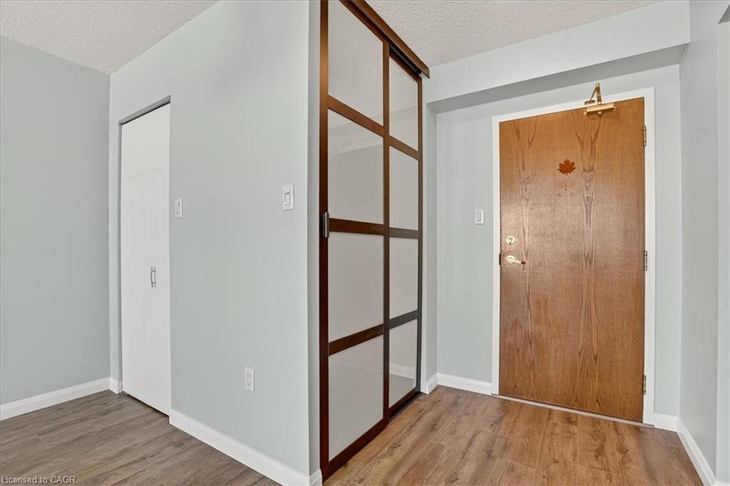 506-3227 King Street E, Kitchener, ON - Indoor Photo Showing Other Room