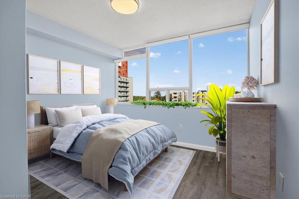 506-3227 King Street E, Kitchener, ON - Indoor Photo Showing Bedroom