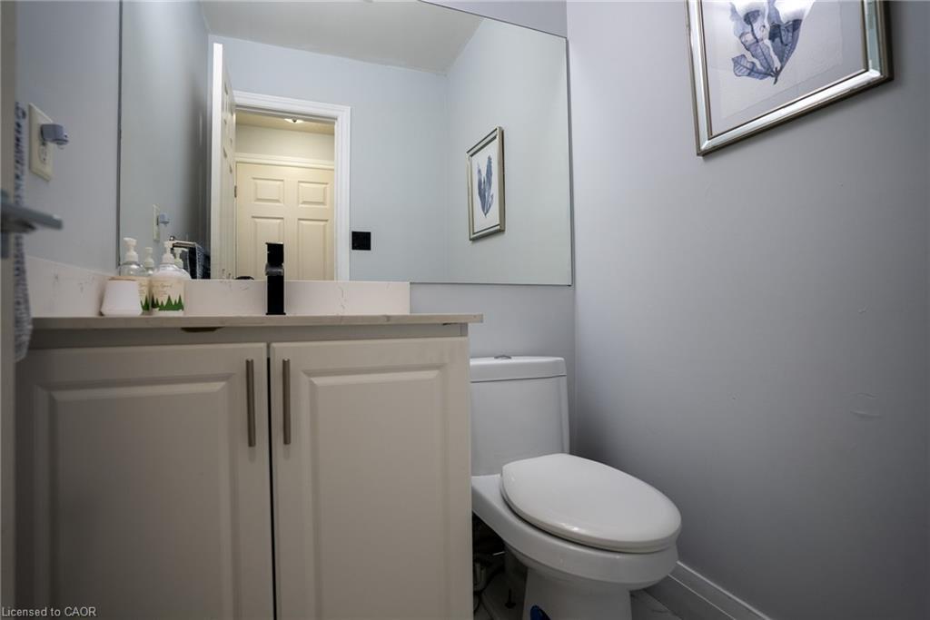 2427 Asima Drive, London, ON - Indoor Photo Showing Bathroom