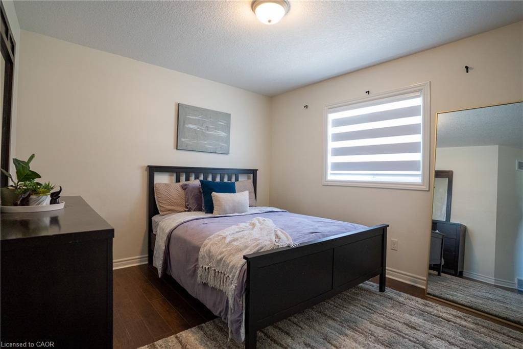 2427 Asima Drive, London, ON - Indoor Photo Showing Bedroom